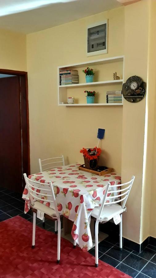 Apartman Tatjana Sutomore Exterior photo