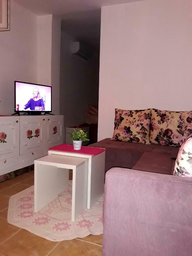 Apartman Tatjana Sutomore Exterior photo